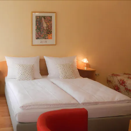 Hotel Graf Stadion-3