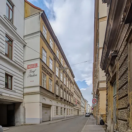 Hotel Graf Stadion-3
